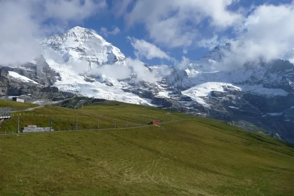 Train to Jungfrau