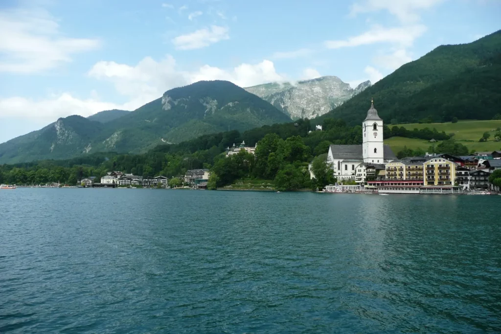 Salzkammergut places to visit Wolfgang lake Wolfgangsee
