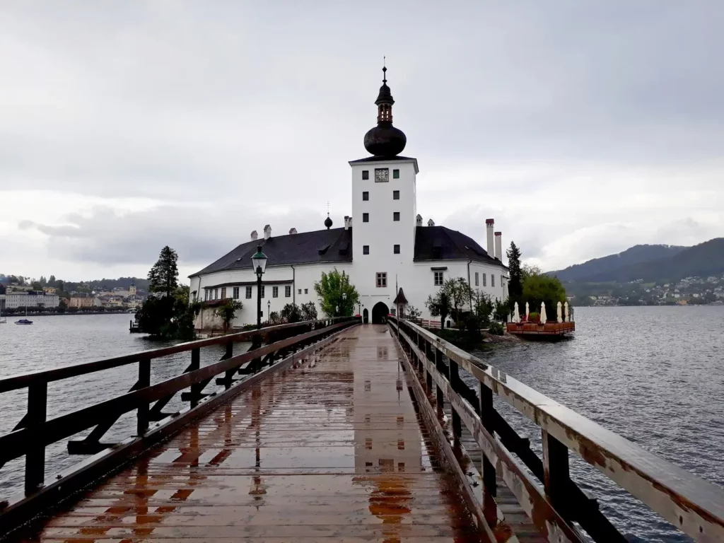 Traunsee Gmunden Sehenwürdigkeiten Seeschloss